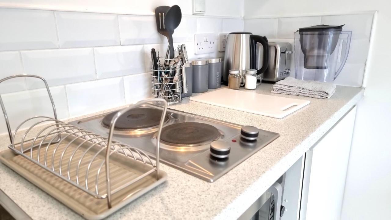 Spacious City Studio / Wifi / Parking Liverpool Eksteriør bilde