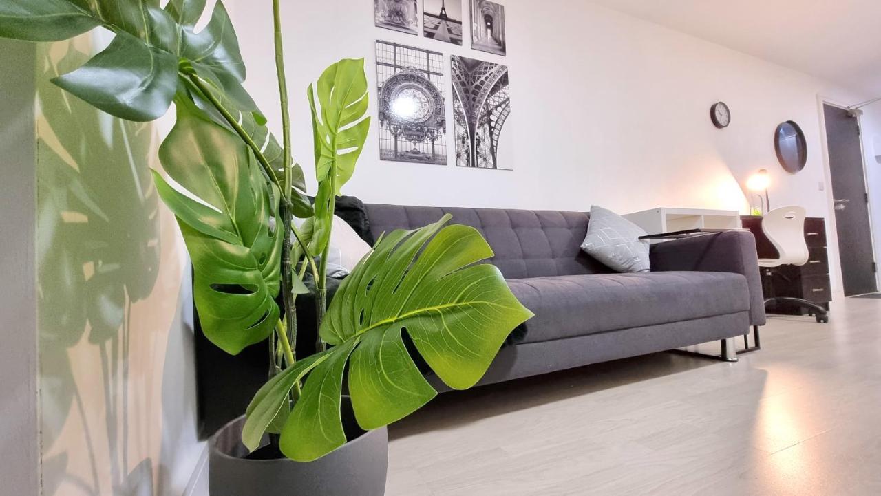 Spacious City Studio / Wifi / Parking Liverpool Eksteriør bilde